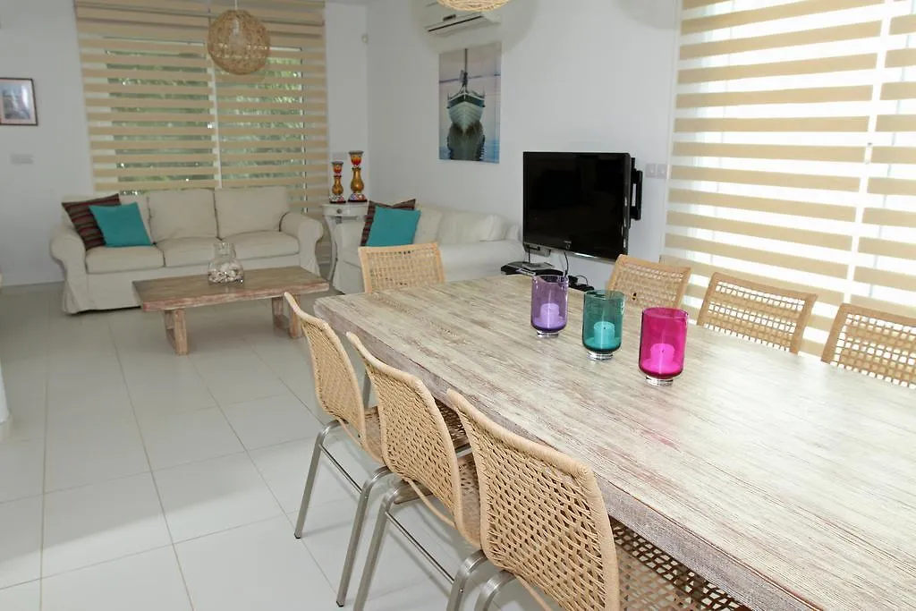 Villa Pernera 0*,  Cyprus